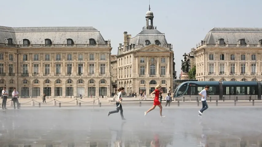 Francia bien merece un viaje... o más. En la imagen, Burdeos. (Foto: Thomas Sanson)