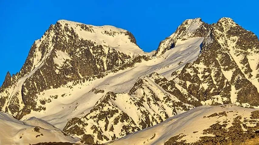 Los Pirineos se convierten en el mejor destino de montaña de 2022.  (Foto: Envato)